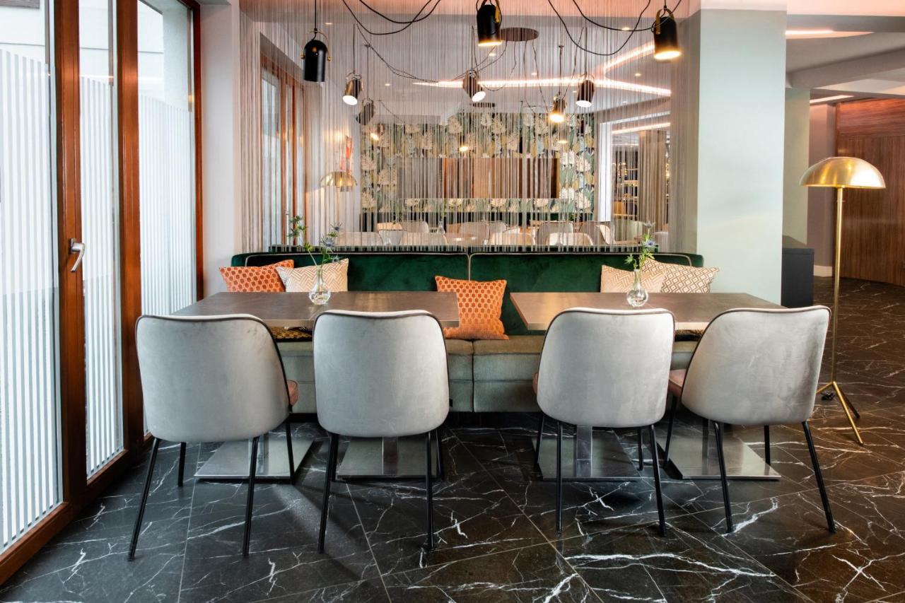 Leonardo Boutique Hotel Krakow City Center ภายนอก รูปภาพ