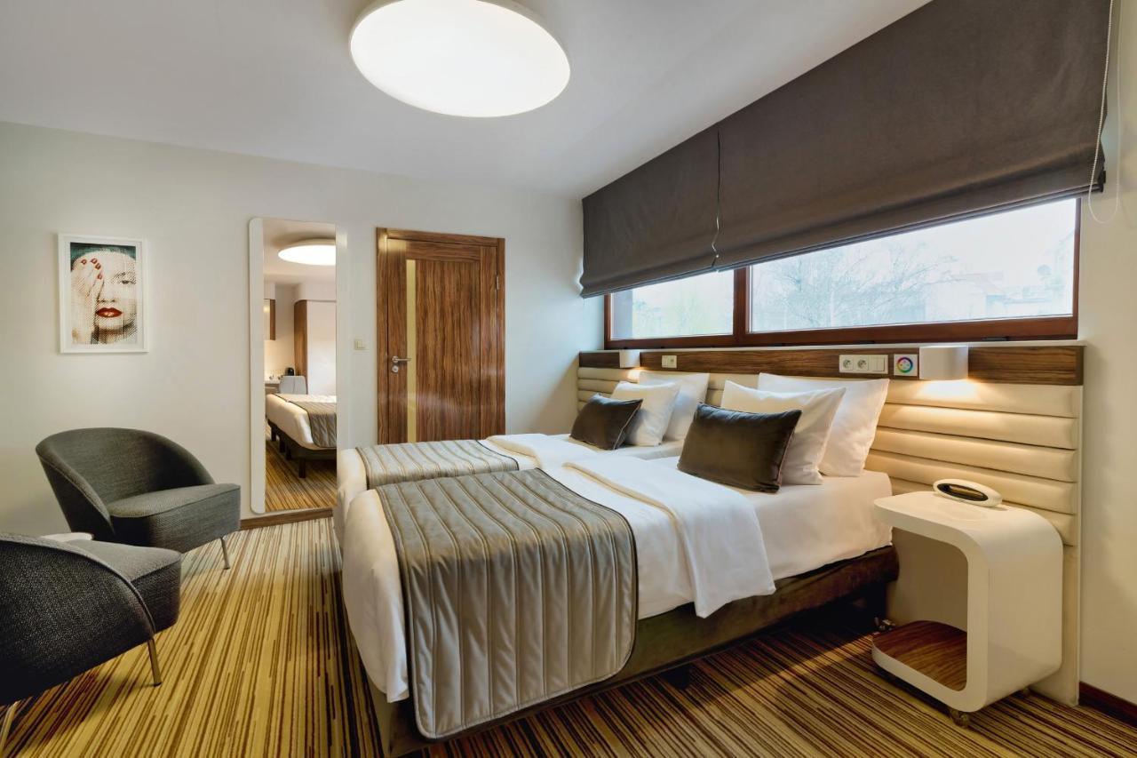 Leonardo Boutique Hotel Krakow City Center ภายนอก รูปภาพ