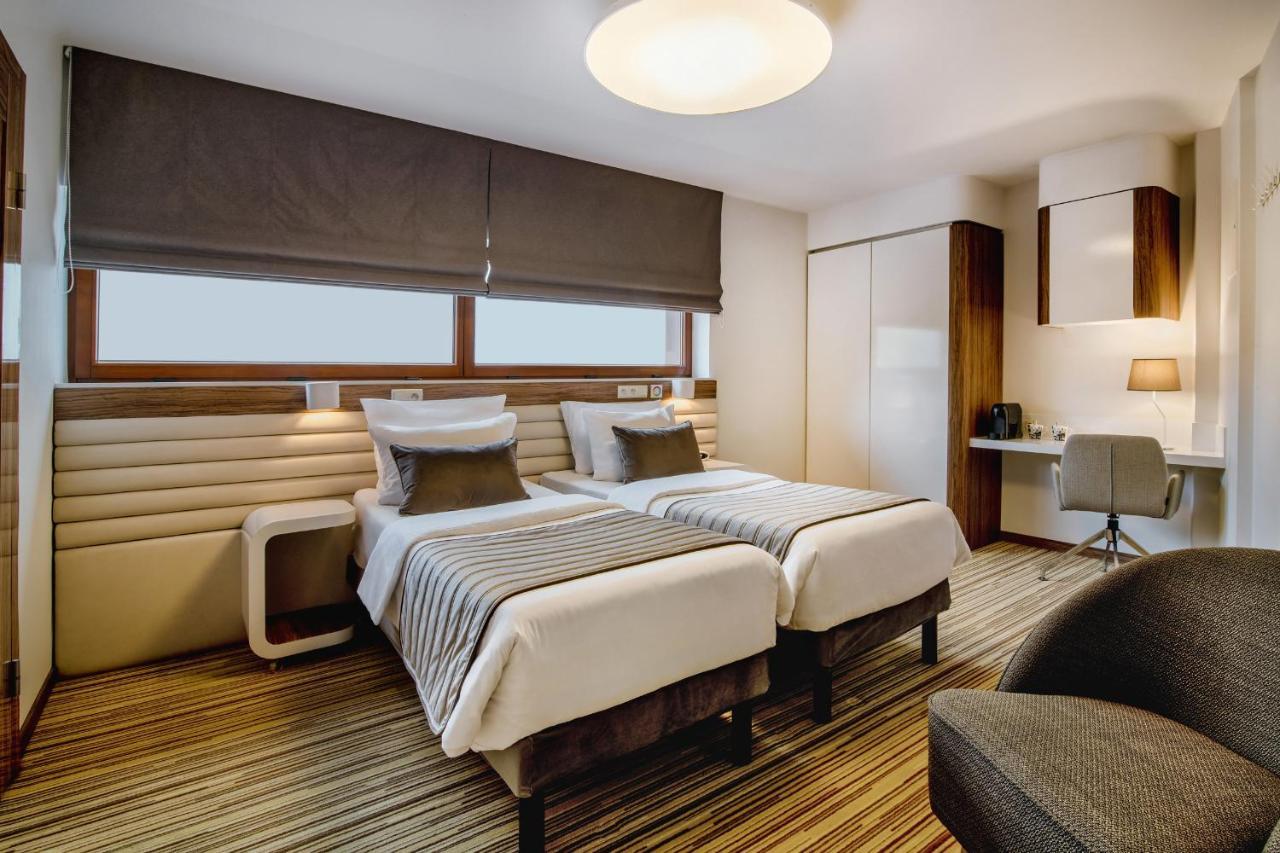 Leonardo Boutique Hotel Krakow City Center ภายนอก รูปภาพ