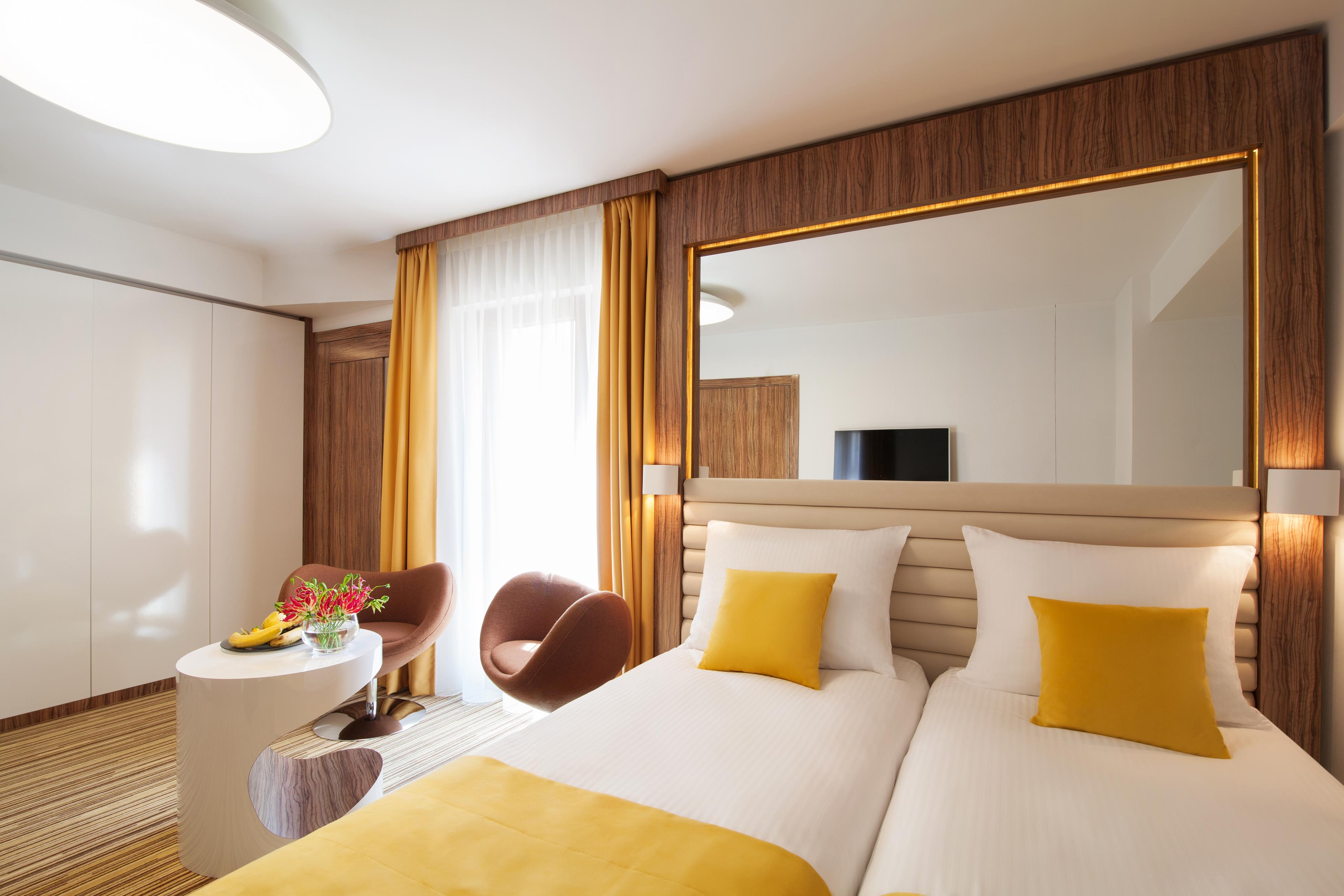 Leonardo Boutique Hotel Krakow City Center ภายนอก รูปภาพ