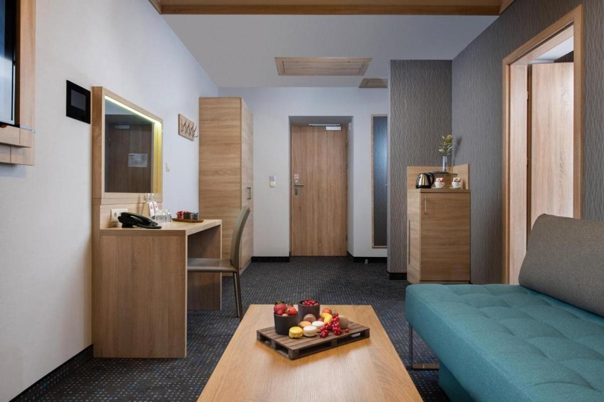 Leonardo Boutique Hotel Krakow City Center ภายนอก รูปภาพ